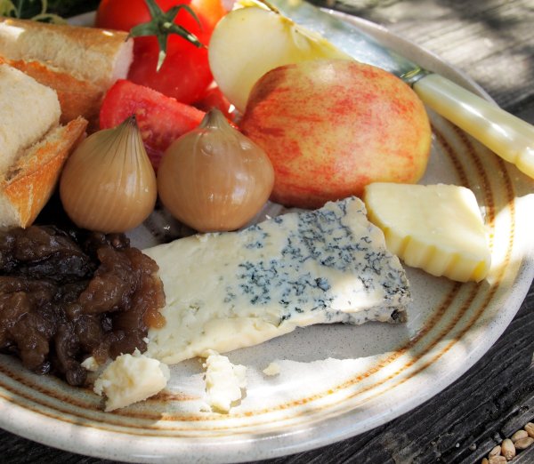 Cox's Orange Pippin served with Dorset Blue Vinny for lunch