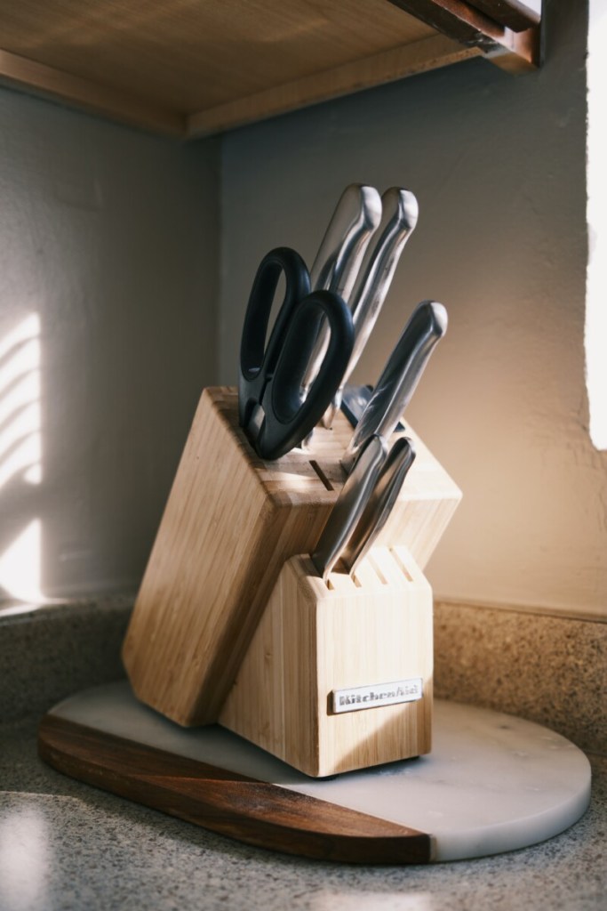 kitchen knives