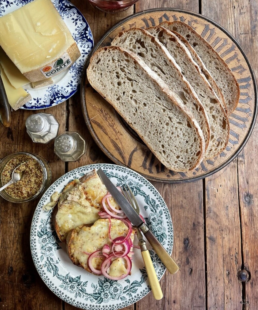 Comté Rarebit on Sourdough Toast with Quick Pickled Red Onions