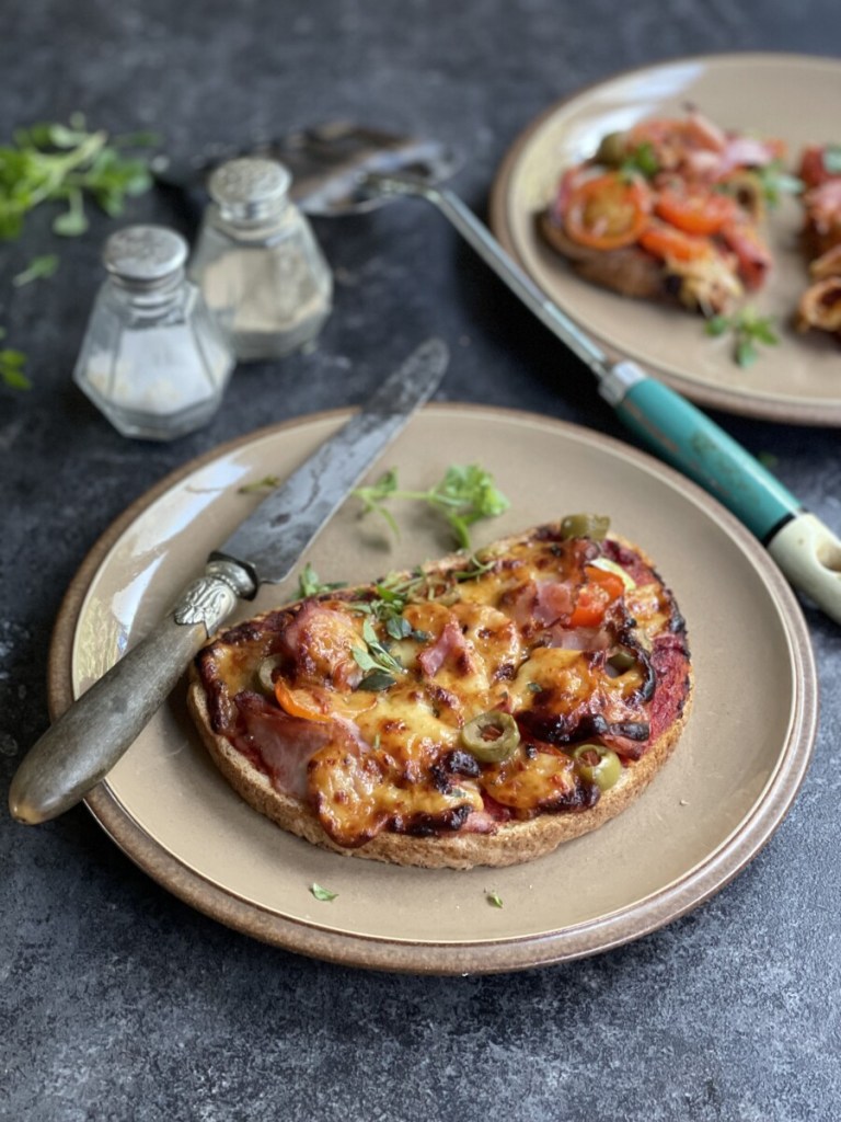 Air Fryer Pizza Toast