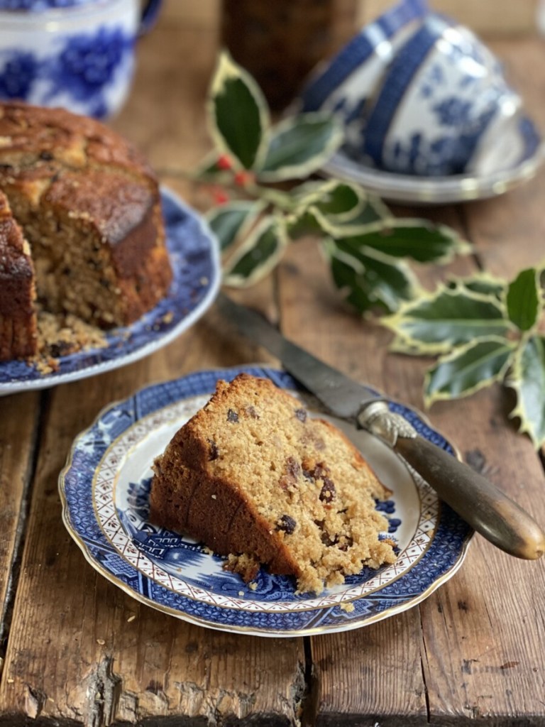 Easy Mincemeat Cake