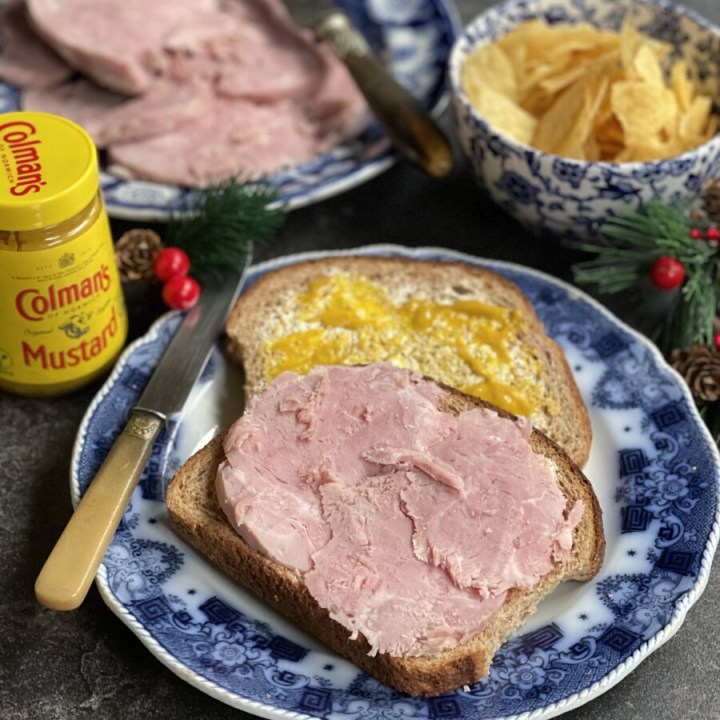 Fruity Aromatic Slow Cooker Ham (Gammon)