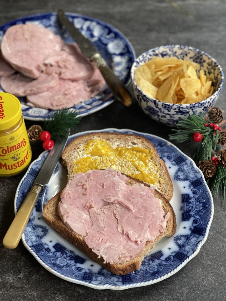 Fruity Aromatic Slow Cooker Ham (Gammon)