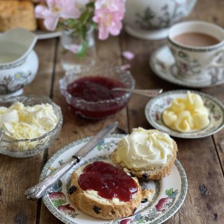 Traditional English Tea Time Scones