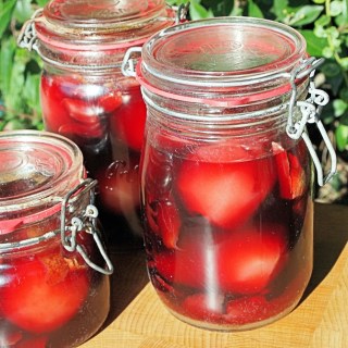 Christmas Spiced Mulled Pears in a Jar