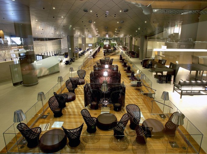 Qatar Airway's Al Mourjan Business Lounge