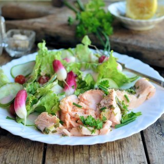 A Simple & Elegant Low-Calorie Lunch: Lemon & Herb Poached Salmon Recipe (5:2 Diet)