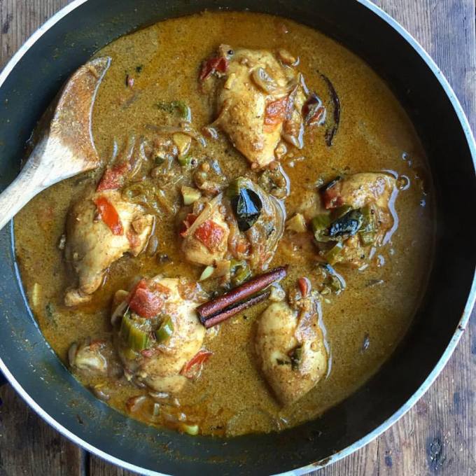 Sri Lankan Chicken Curry