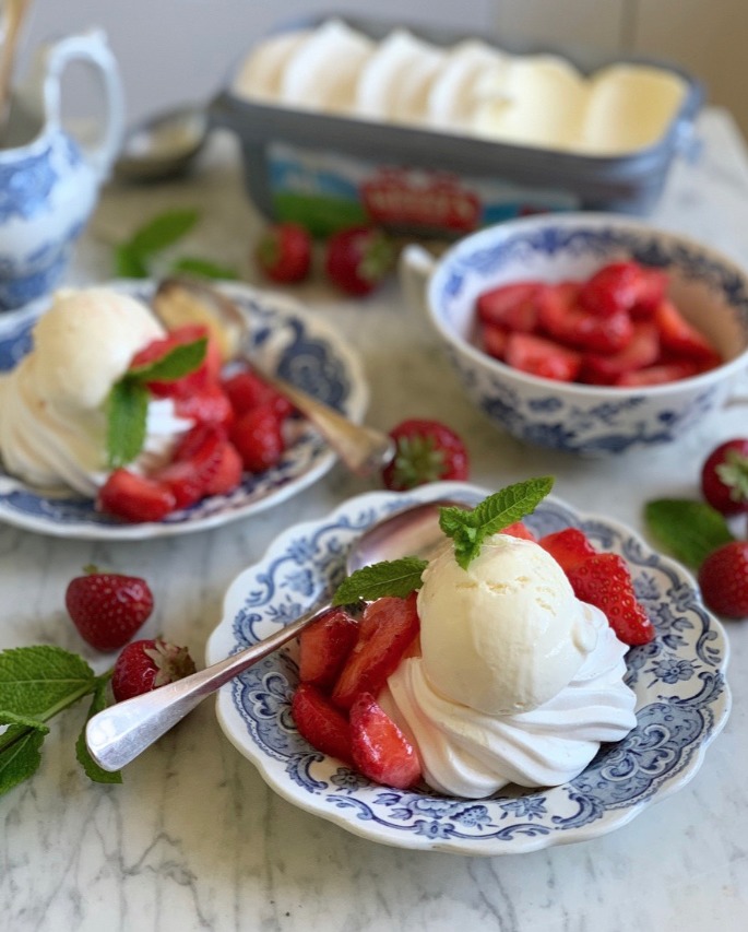 Strawberry and Clotted Cream Pavlovas