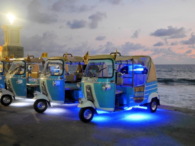 Tuk Tuk Safari by Night in Colombo